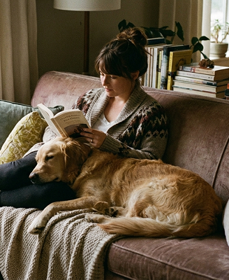 I took my dog in for a bath and nail trimming, and Sepideh did an amazing job. She is incredibly talented and kind. You can truly see how much she loves animals in the way she treats them.The staff are all friendly and respectful, and the overall experience was wonderful. I will definitely be going back!