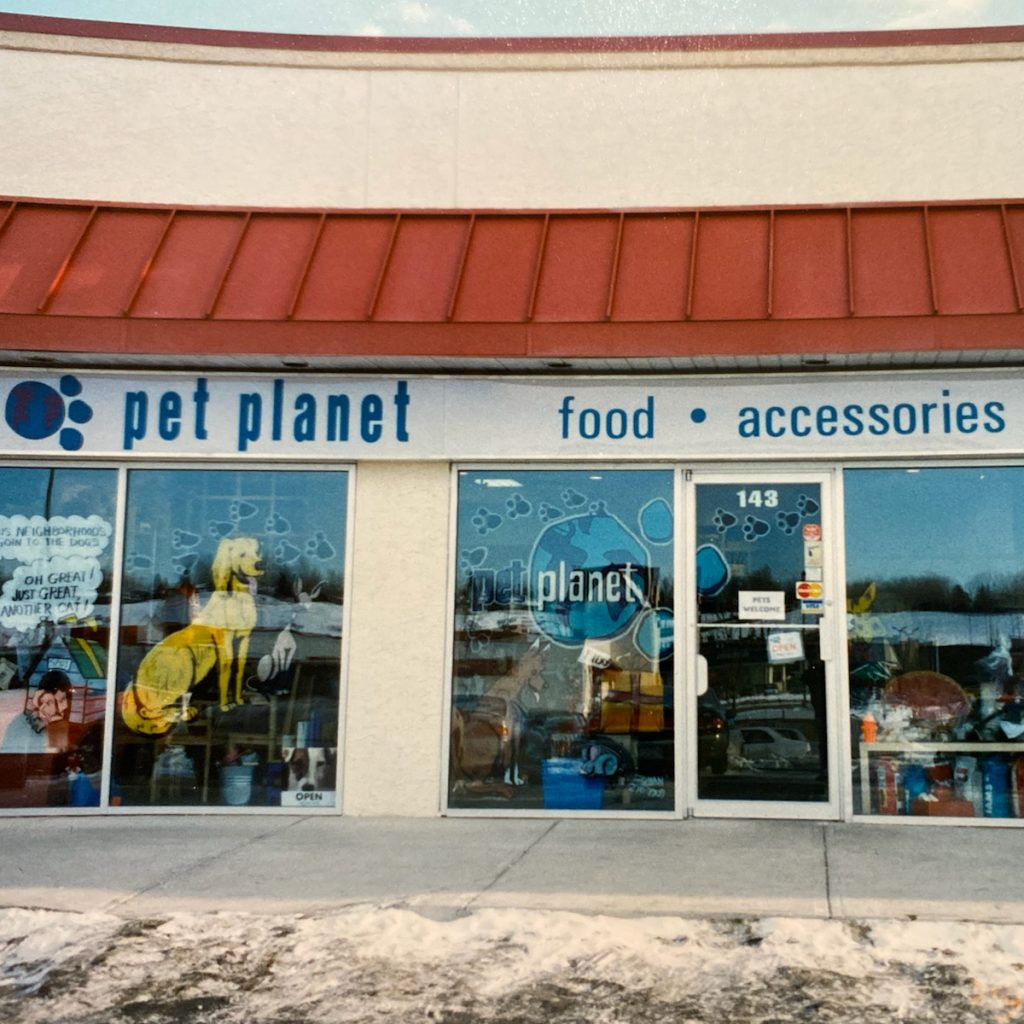 First Pet Planet location in Calgary, AB.