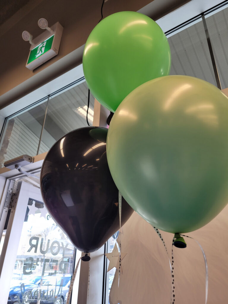 Black Friday Balloon In-Store Image